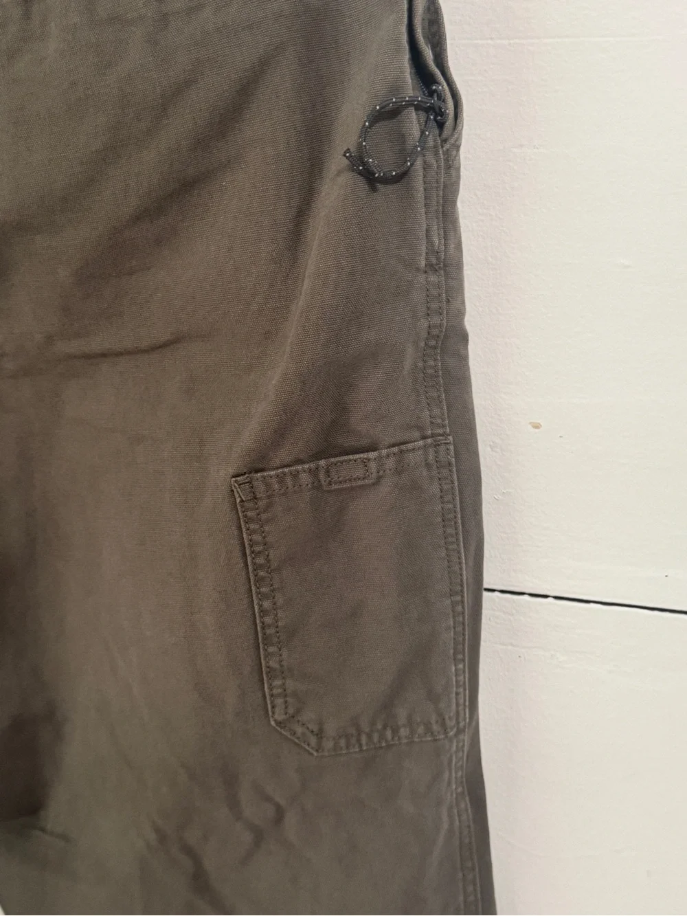 Columbia Men's Olive Green Chino Pants